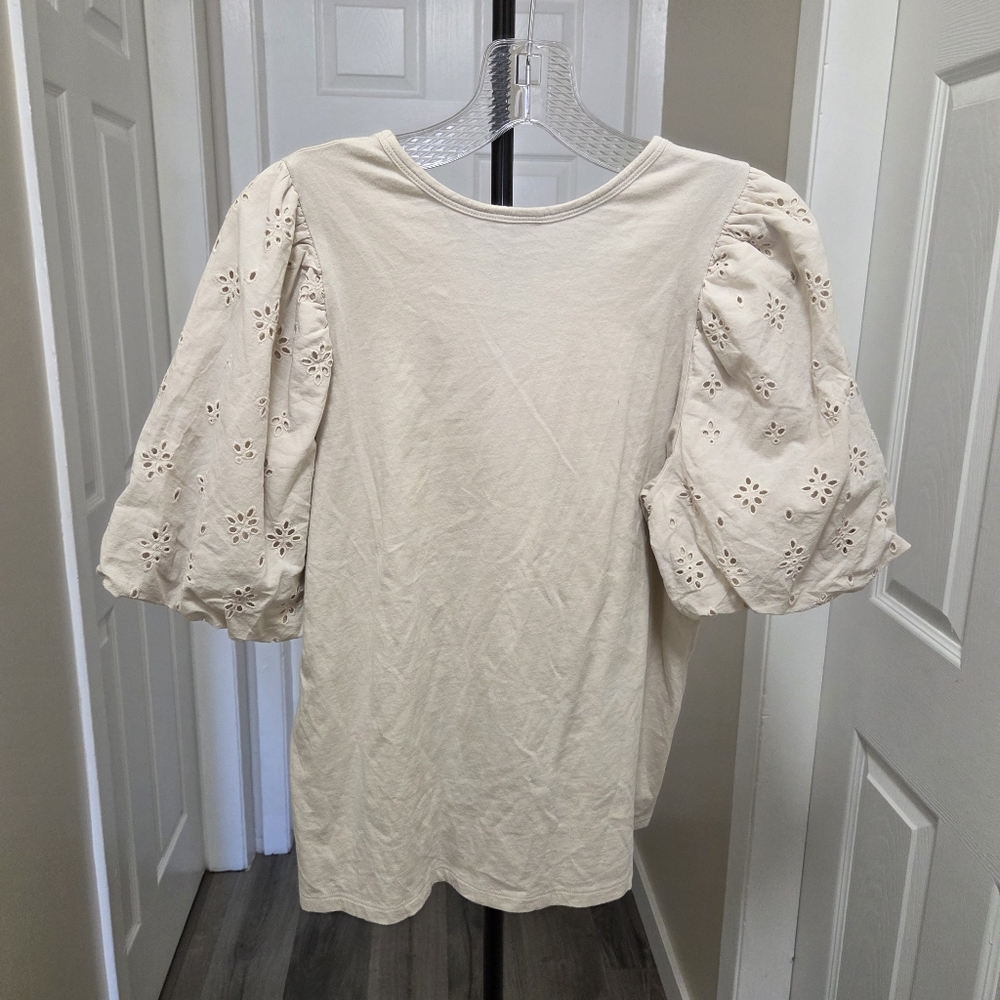 NWT Old Navy Cream Puff Sleeve Top 100% Cotton Eyelet Sleeve Blouse Cottagecore - Picture 6 of 6
